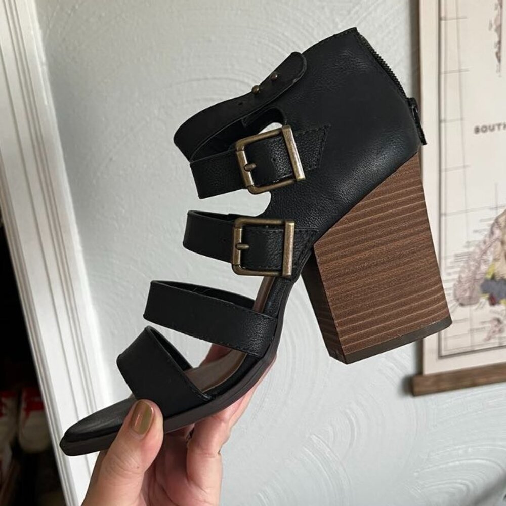 Strappy block heel sandals